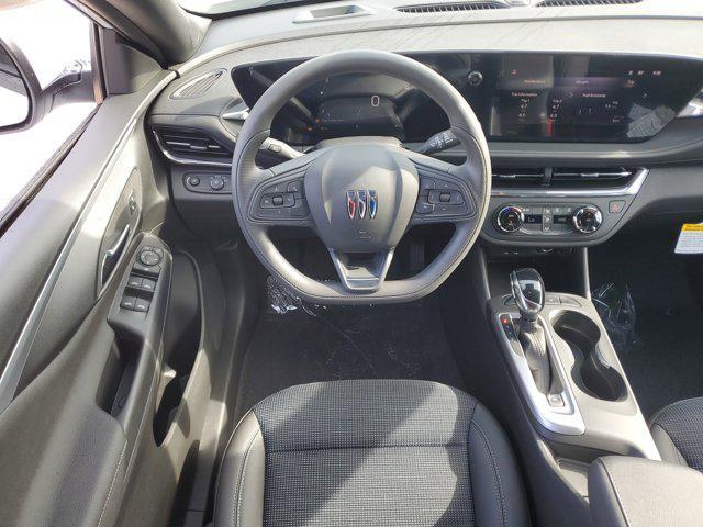 new 2025 Buick Envista car, priced at $22,534