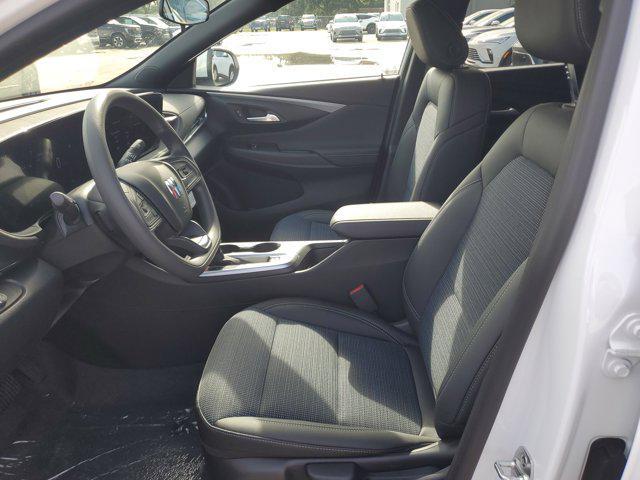 new 2025 Buick Envista car, priced at $22,534