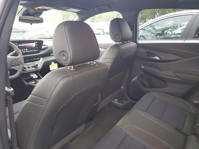 new 2025 Buick Envista car, priced at $23,461