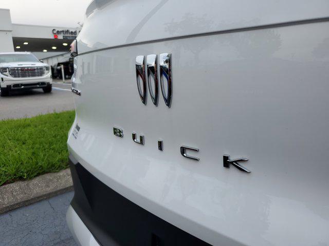 new 2025 Buick Envista car, priced at $23,461