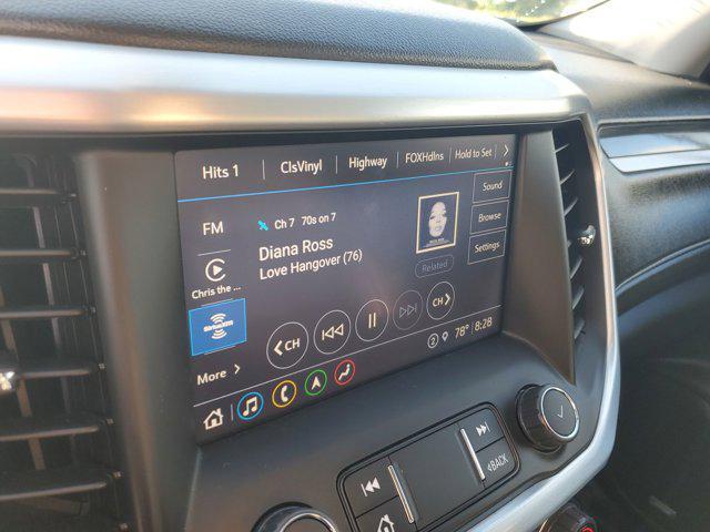 used 2022 GMC Acadia car