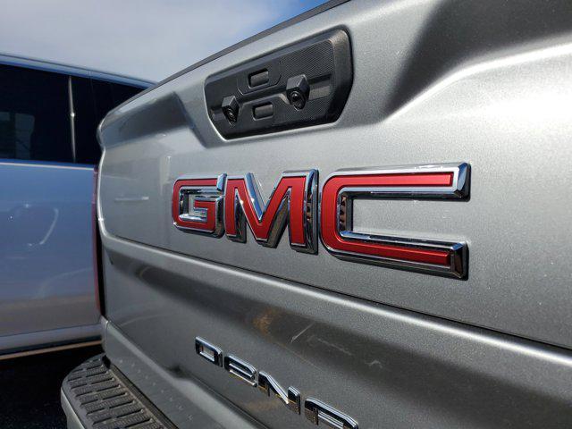 new 2025 GMC Sierra 2500 car, priced at $79,295