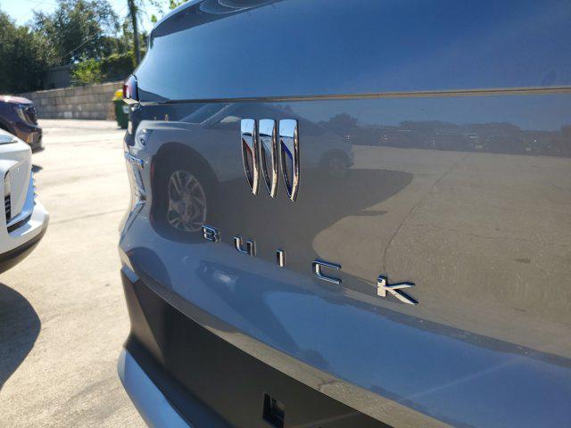 new 2025 Buick Envista car, priced at $22,977