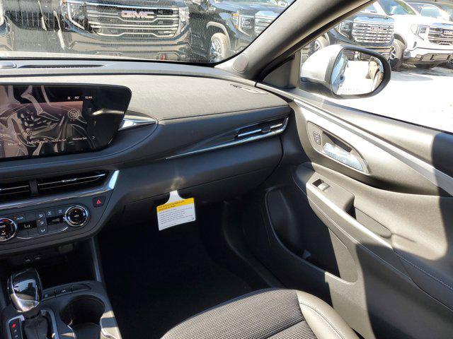 new 2025 Buick Envista car, priced at $22,977