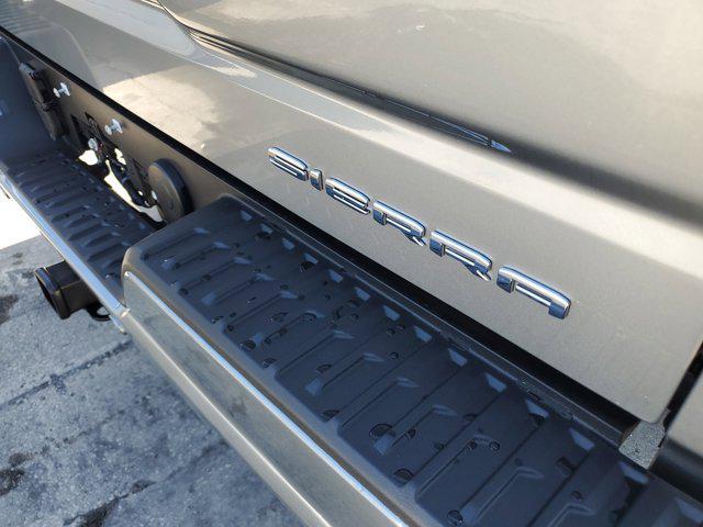 new 2025 GMC Sierra 1500 car, priced at $73,666
