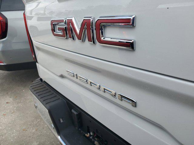 new 2025 GMC Sierra 1500 car, priced at $55,056