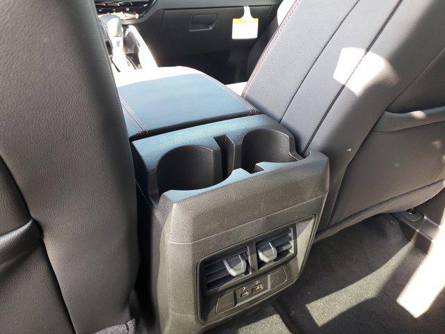new 2025 GMC Canyon car, priced at $50,476