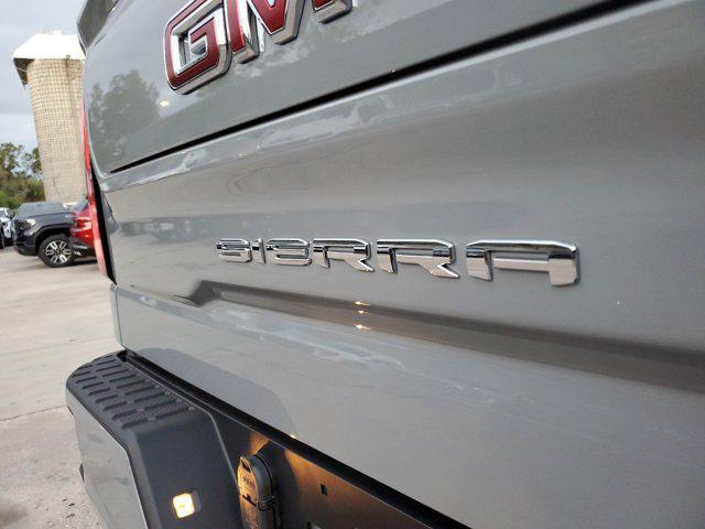 new 2025 GMC Sierra 1500 car, priced at $43,370