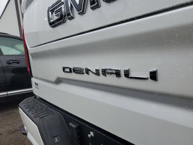 new 2025 GMC Sierra 1500 car, priced at $78,711