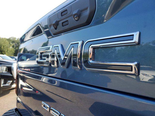 new 2024 GMC Sierra 2500 car, priced at $86,253