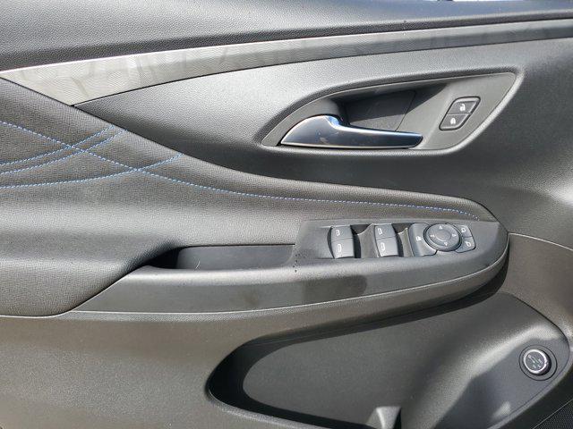 new 2025 Buick Envista car, priced at $24,933