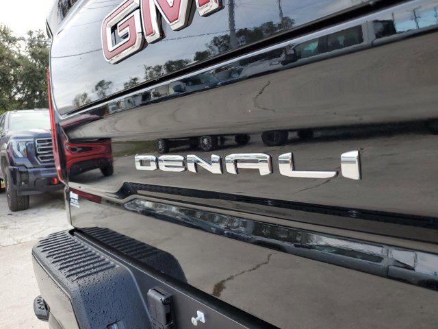 new 2025 GMC Sierra 1500 car, priced at $71,064