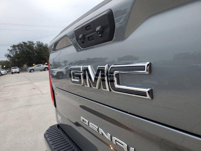 new 2025 GMC Sierra 1500 car, priced at $75,527