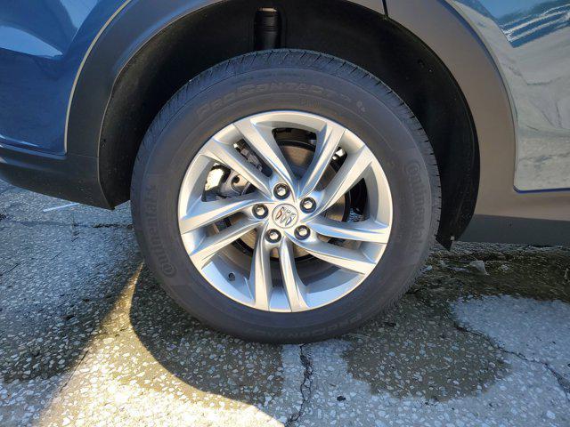 new 2025 Buick Envista car, priced at $22,977