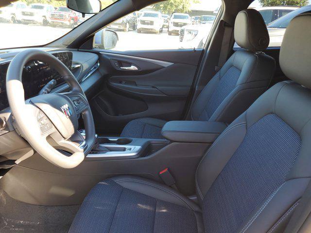 new 2025 Buick Envista car, priced at $22,977