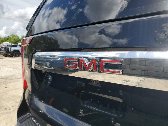 new 2024 GMC Yukon XL car, priced at $65,476