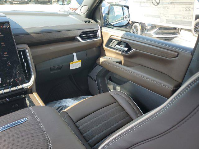 new 2025 GMC Yukon XL car, priced at $100,177