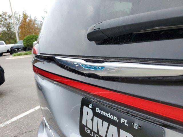 used 2021 Chrysler Pacifica Hybrid car, priced at $19,472