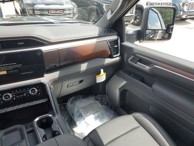 new 2025 GMC Sierra 2500 car, priced at $79,265
