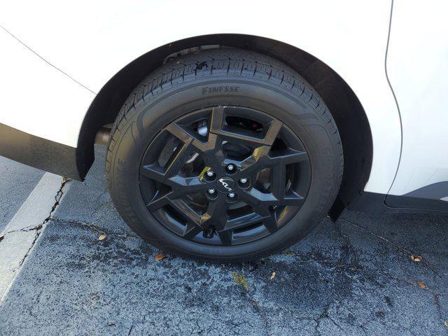 used 2025 Kia Carnival car, priced at $47,083