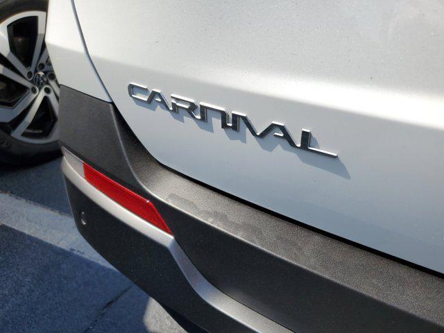 used 2025 Kia Carnival car, priced at $47,083