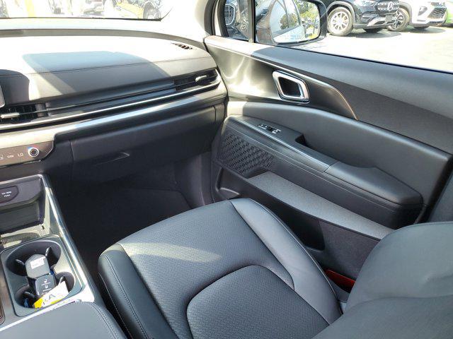 used 2025 Kia Carnival car, priced at $47,083