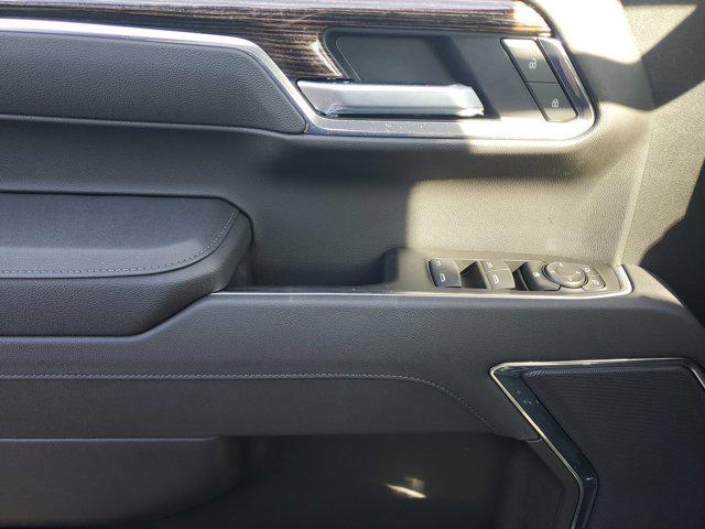 new 2025 GMC Sierra 1500 car, priced at $41,367