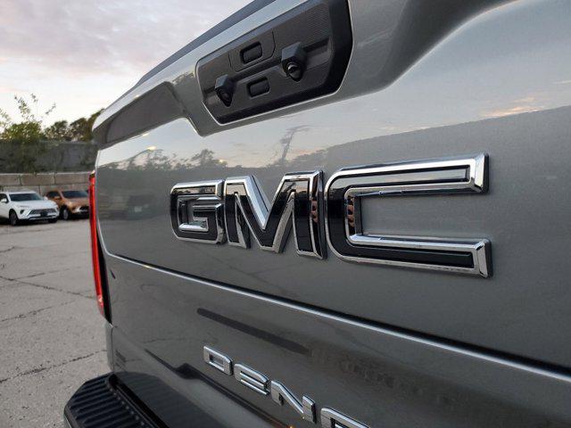 new 2025 GMC Sierra 1500 car, priced at $77,198