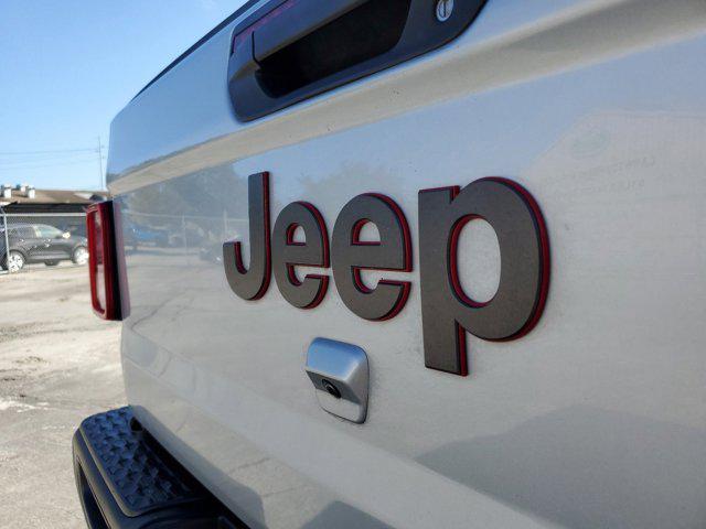 used 2023 Jeep Gladiator car, priced at $40,518