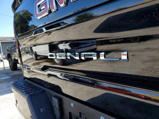 new 2024 GMC Sierra 2500 car, priced at $79,157