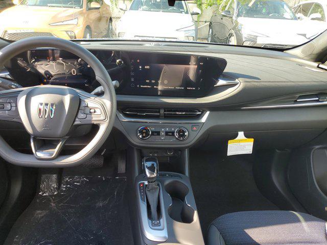 new 2025 Buick Envista car, priced at $22,444