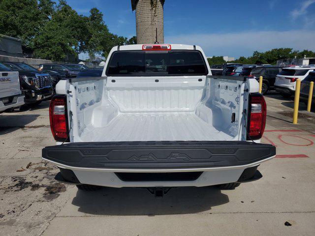 new 2025 GMC Canyon car, priced at $43,333
