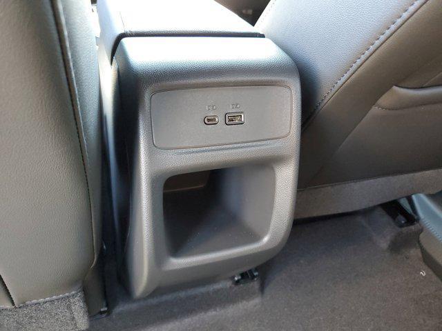 new 2025 Buick Envista car, priced at $22,977