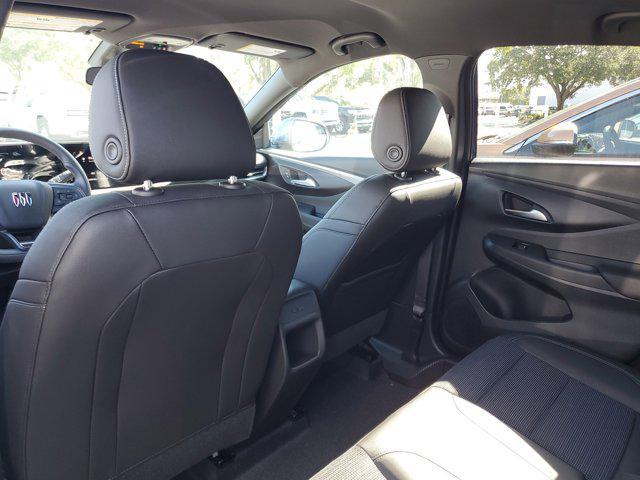 new 2025 Buick Envista car, priced at $22,977