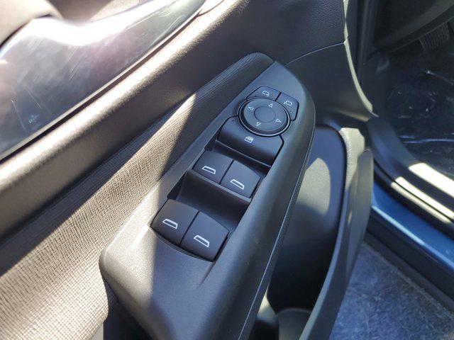 new 2025 Buick Envista car, priced at $22,977