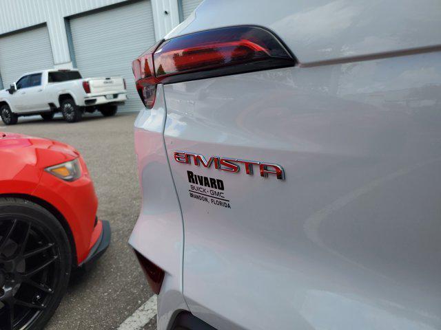 new 2025 Buick Envista car, priced at $22,001