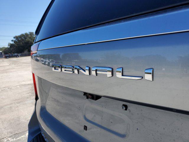 new 2026 GMC Yukon XL car, priced at $82,877