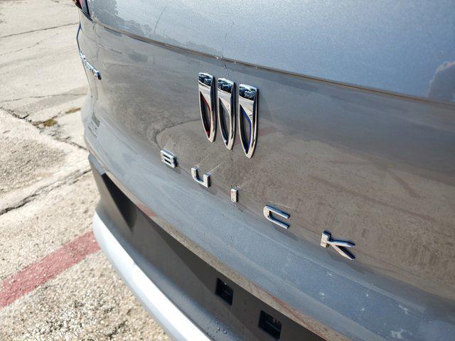 new 2025 Buick Envista car, priced at $23,867