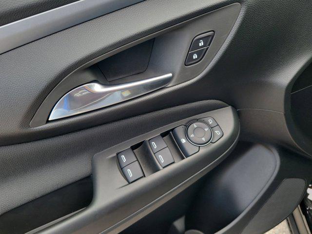 new 2025 Buick Envista car, priced at $26,117