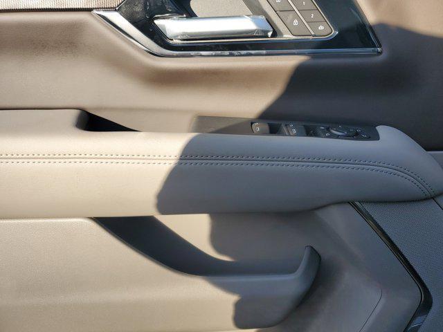 new 2025 GMC Yukon XL car, priced at $69,822