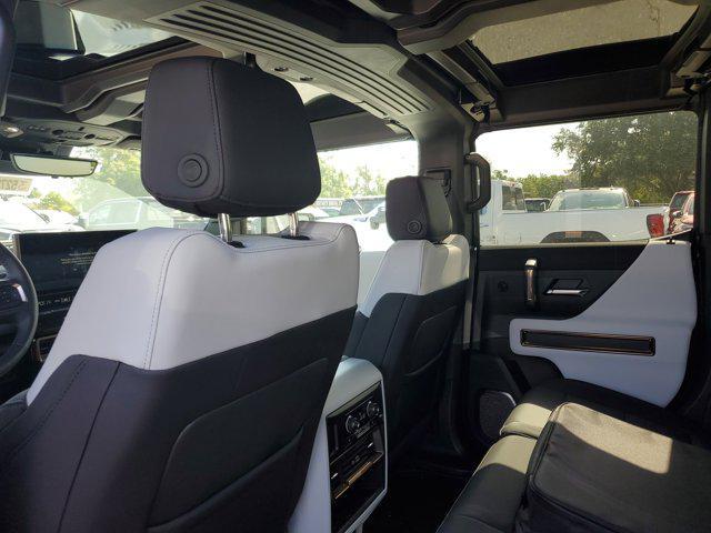 new 2025 GMC HUMMER EV Pickup car, priced at $98,751
