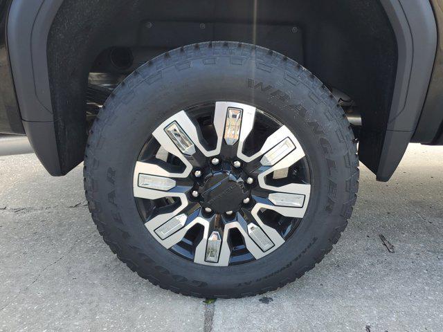 new 2025 GMC Sierra 2500 car, priced at $79,680