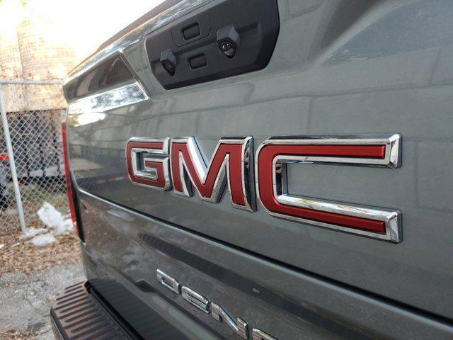 new 2025 GMC Sierra 1500 car, priced at $71,064