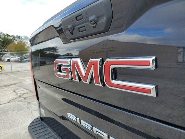 new 2025 GMC Sierra 1500 car, priced at $40,460