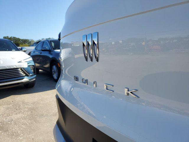 new 2025 Buick Envista car, priced at $22,001
