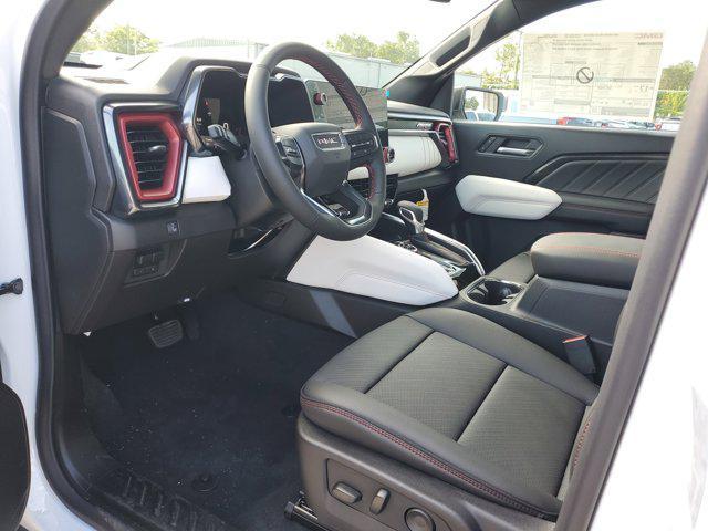 new 2025 GMC Canyon car, priced at $50,033