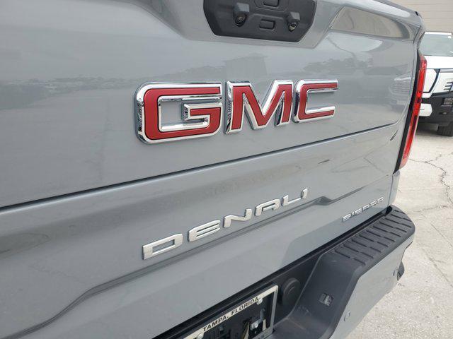 new 2025 GMC Sierra 1500 car, priced at $59,647