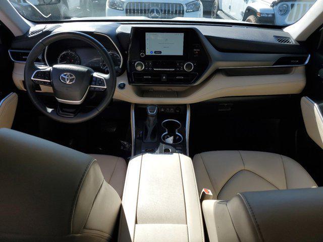 used 2023 Toyota Highlander car, priced at $35,098