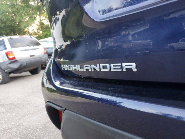 used 2023 Toyota Highlander car, priced at $31,837