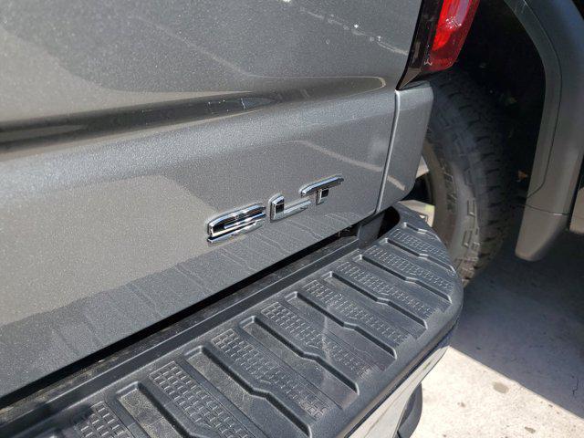new 2025 GMC Sierra 1500 car, priced at $54,333